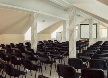 Комплекс зданий медицинского и отельного назначения в Киеве